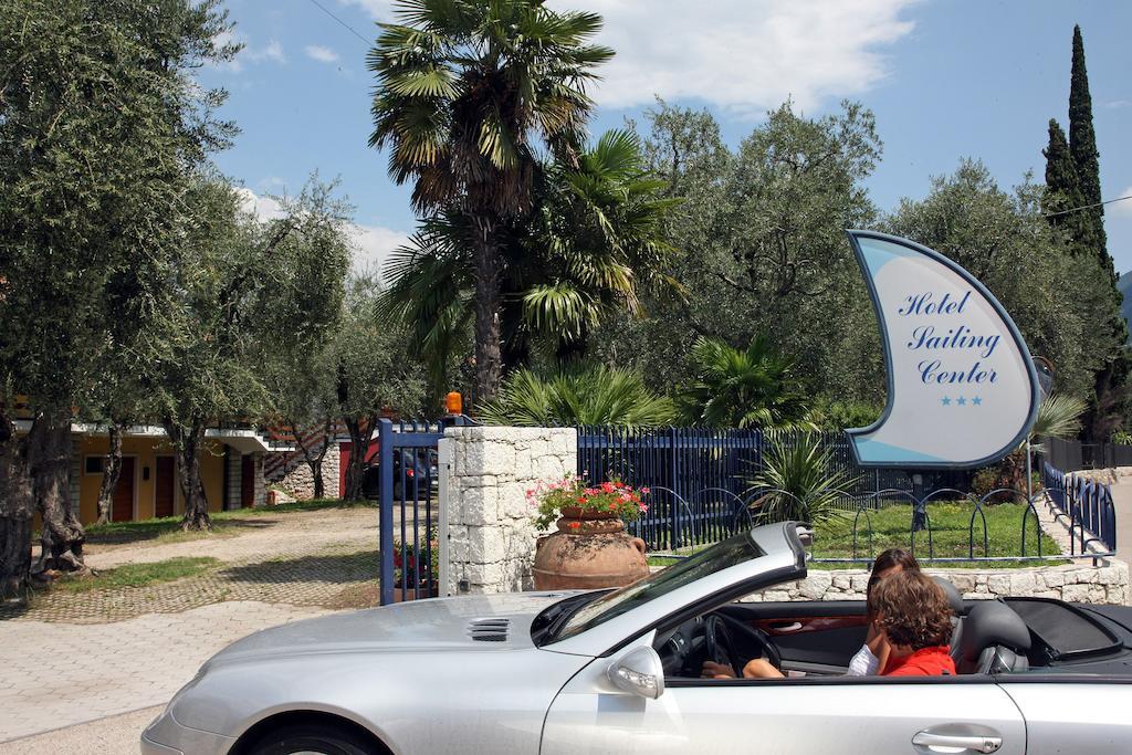 מאלצ'סינה Hotel Sailing Center מראה חיצוני תמונה