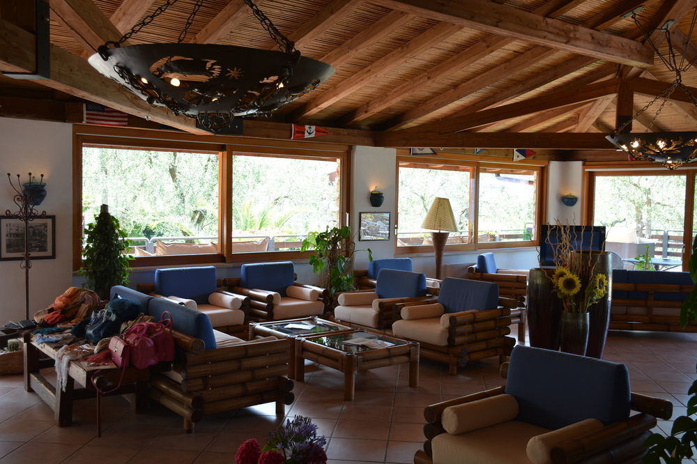 מאלצ'סינה Hotel Sailing Center מראה חיצוני תמונה
