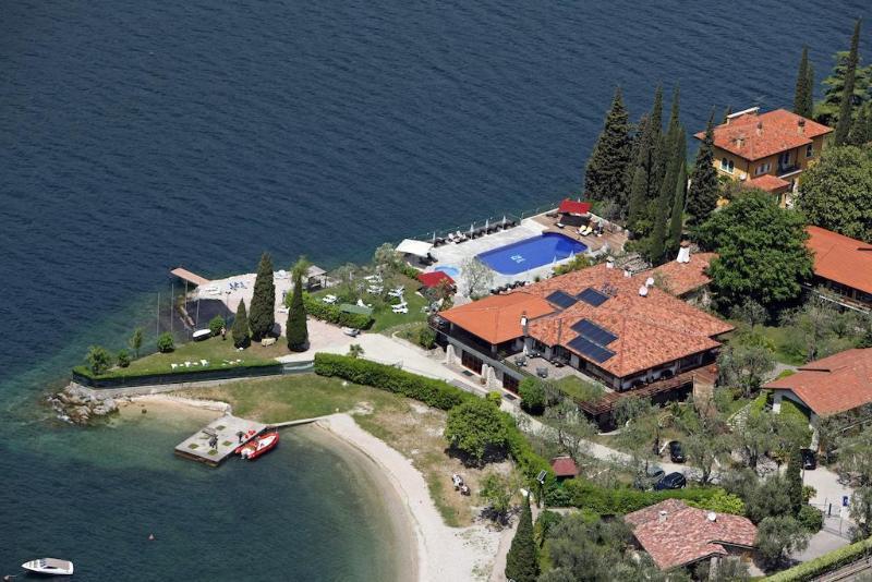 מאלצ'סינה Hotel Sailing Center מראה חיצוני תמונה